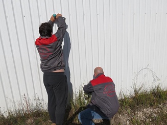 Забор из профнастила с утрамбованным щебнем 286 метров